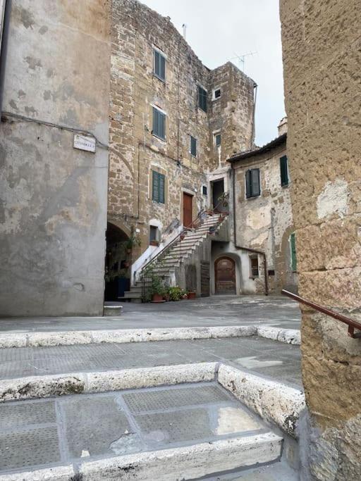 La Sorpresa Sul Bastione With Panoramic Balcony Apartment Pitigliano Exterior foto