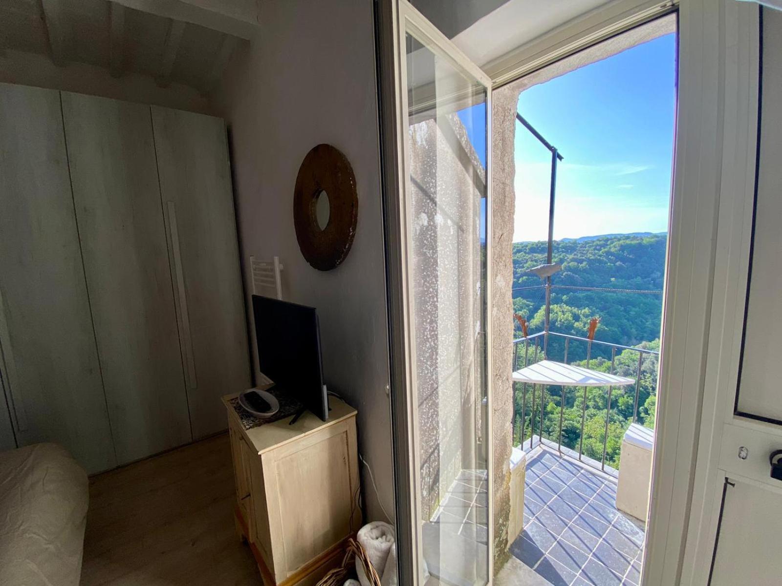 La Sorpresa Sul Bastione With Panoramic Balcony Apartment Pitigliano Exterior foto